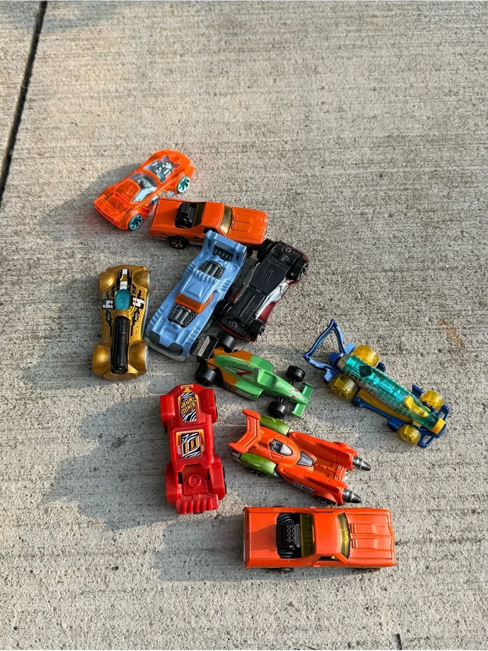 118pc Hot Wheels Diecast Toy Car Lot Loose Cars Mixed Vehicles Collectible Bulk